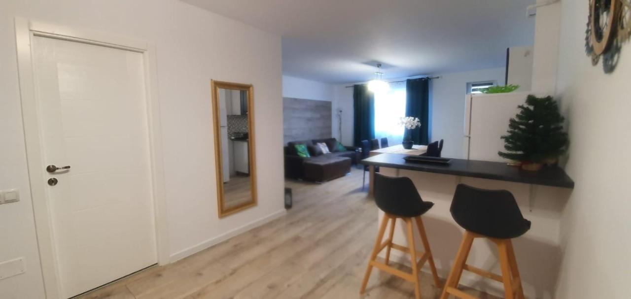 Viv Apartments 210 Floresti  Bagian luar foto
